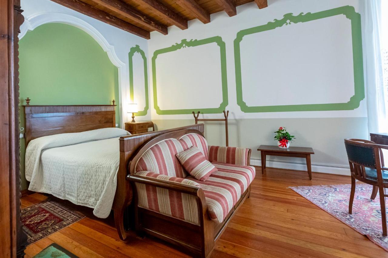 Palazzo Scolari Bed & Breakfast Polcenigo Dış mekan fotoğraf